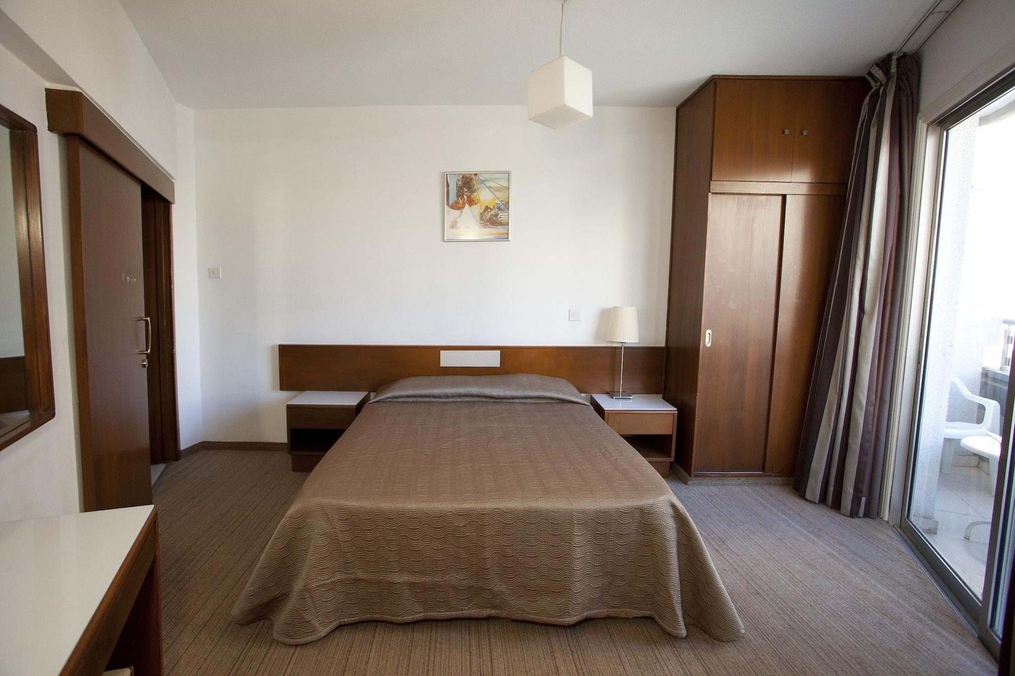 Blazer Residence Larnaca Exterior photo