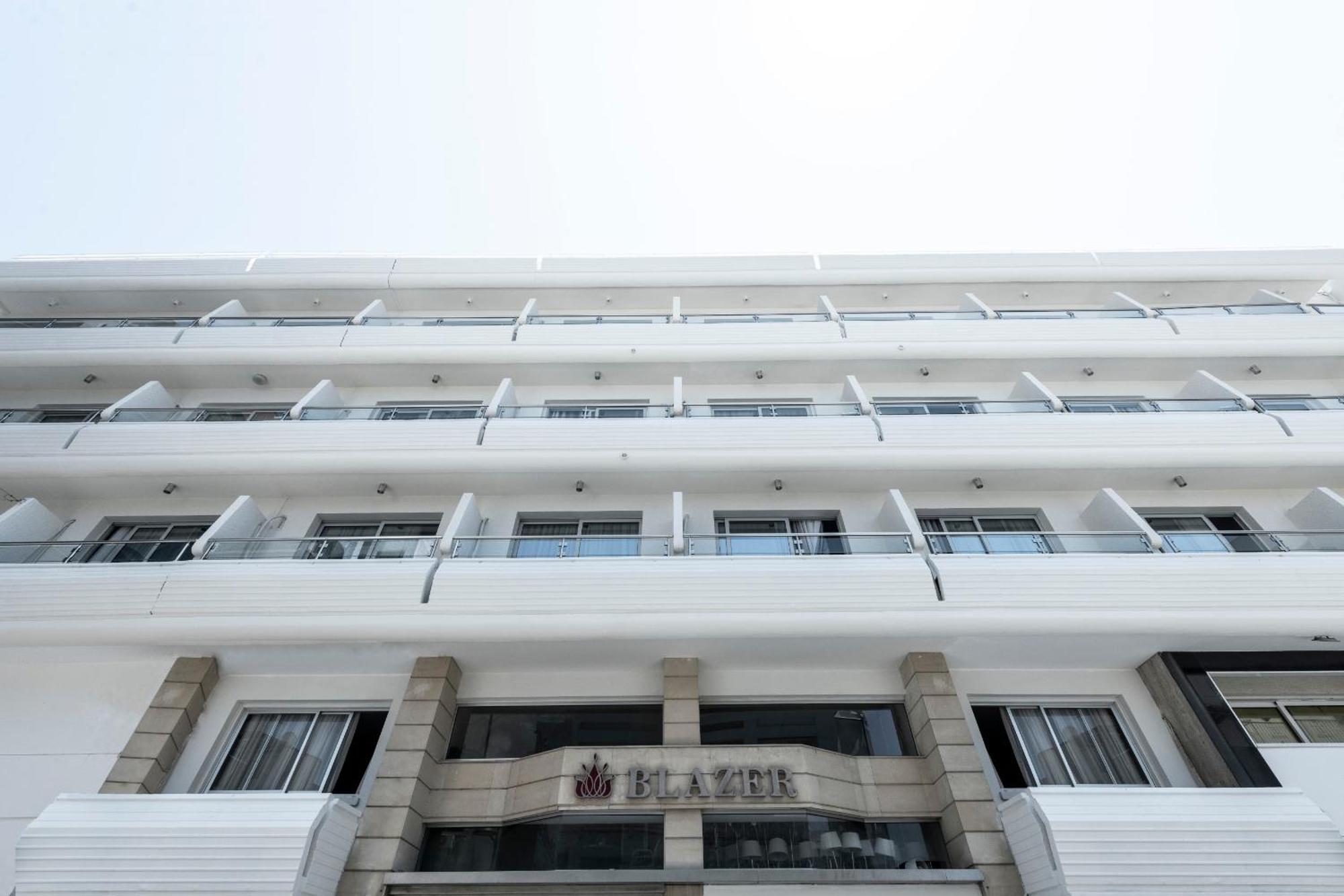 Blazer Residence Larnaca Exterior photo