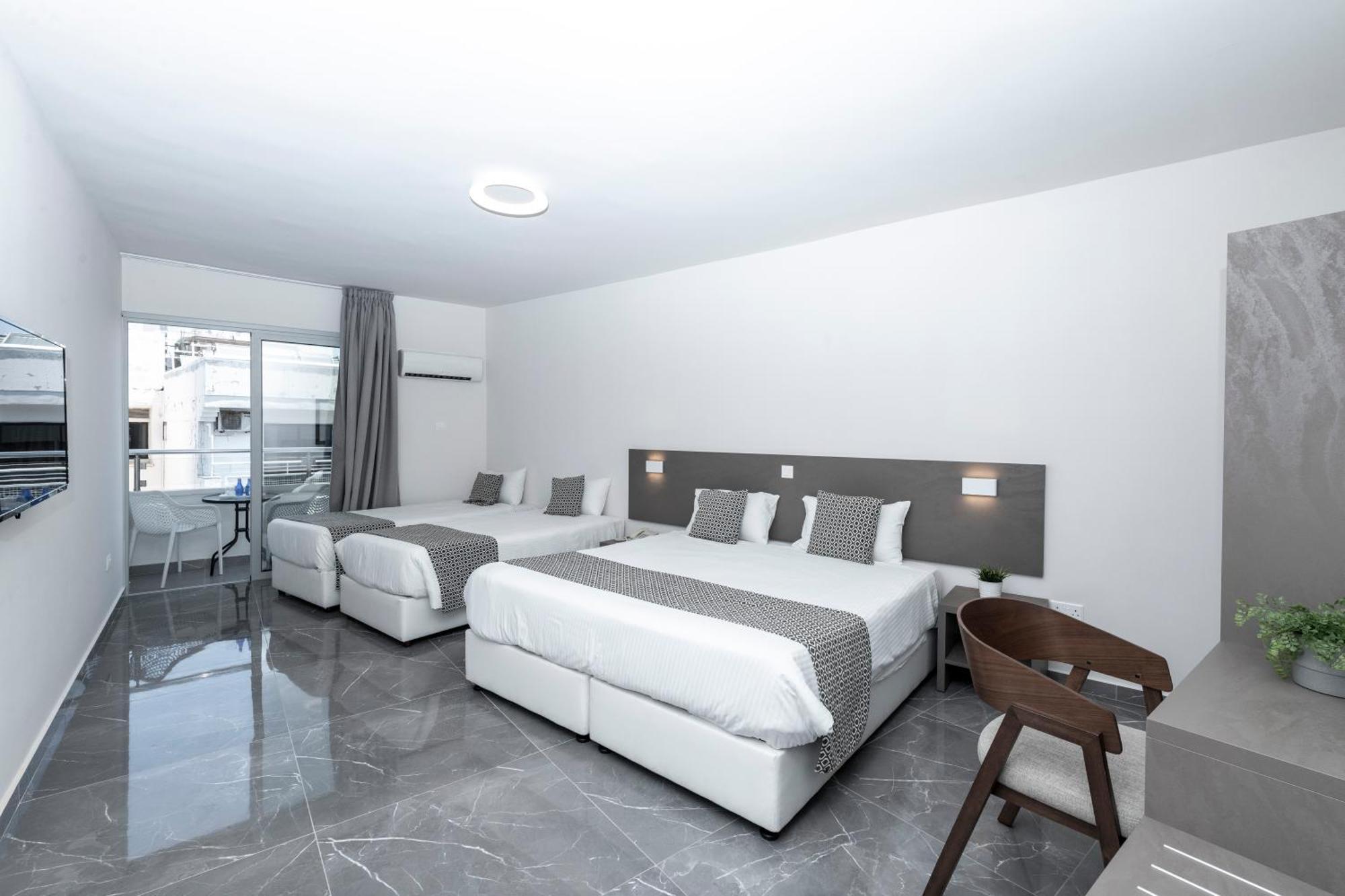 Blazer Residence Larnaca Exterior photo